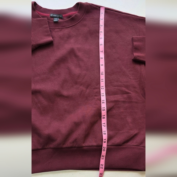 Beyond Yoga Sweater - Picture 14 of 15